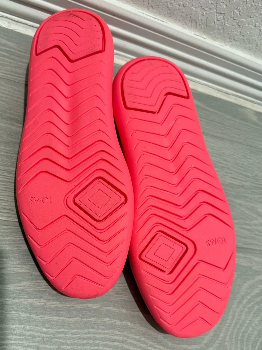 TOMS Women’s Slip-On Corduroy Flats in Hot Pink